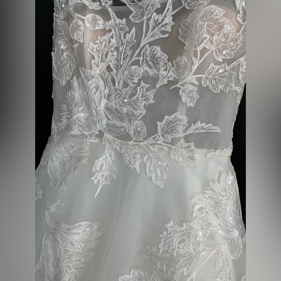 Nouvelle Amsale Miranda Gown - Picture 7 of 14